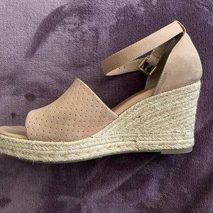 Women's Size 9.5 Ana Wedge Sandal Heels